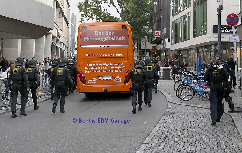 "Demo für alle"-Bus 14.09. Video (hier klicken)