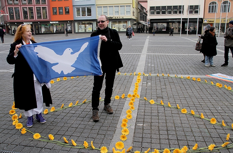 60 Jahre Peace-Zeichen 21.02. Bericht (hier klicken)