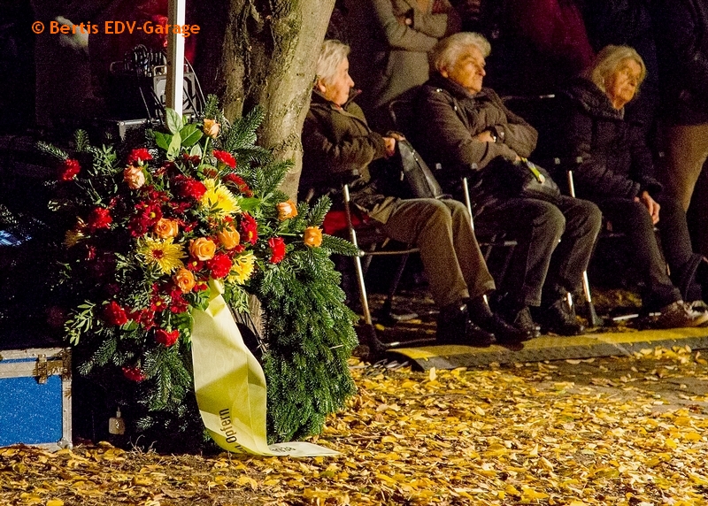Gedenkkundgebung Pogromnacht 09.11. Bericht (hier klicken)